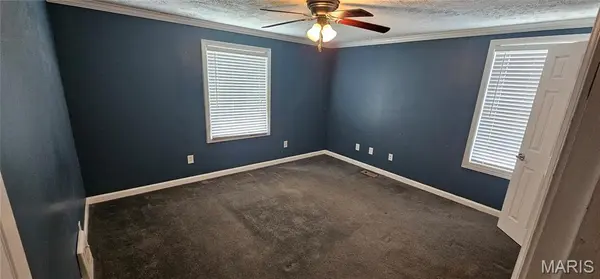 3944 Vogt RD, Byrnes Mill, MO 63051