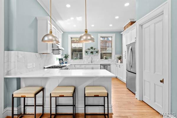 2024 Rutger ST, St Louis, MO 63104