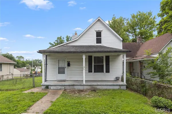 6704 Schofield PL, St Louis, MO 63133