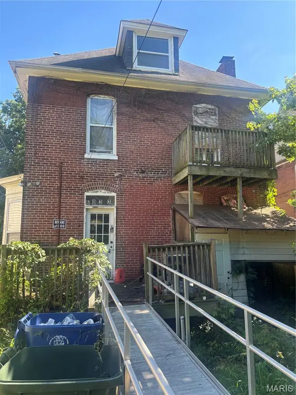 6033 Cates AVE, St Louis, MO 63112