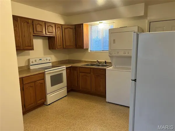117 N 14th ST, Wood River, IL 62095