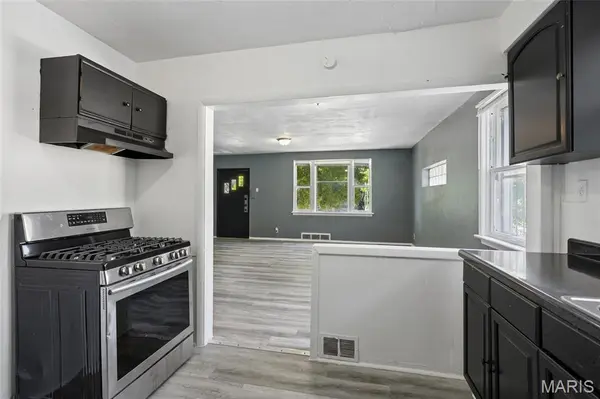 837 Wall ST, St Louis, MO 63147