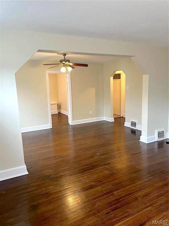 5419 College AVE, Jennings, MO 63136