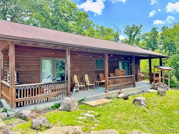 2 Bluffview CT, New Florence, MO 63363