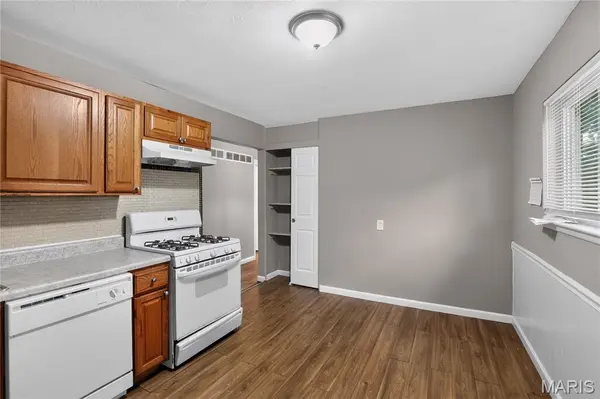 1627 Keelen DR, St Louis, MO 63136