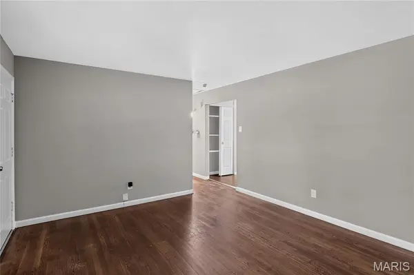 1627 Keelen DR, St Louis, MO 63136