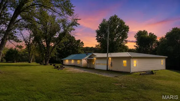 19463 State Highway U, Irondale, MO 63648