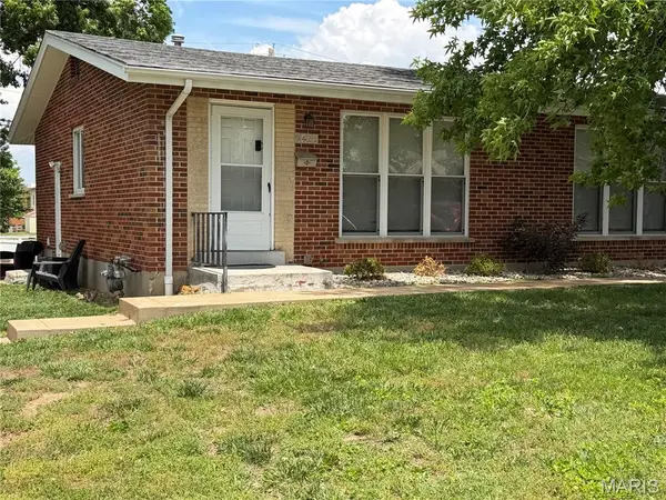 9421 Stansberry AVE, St Louis, MO 63134