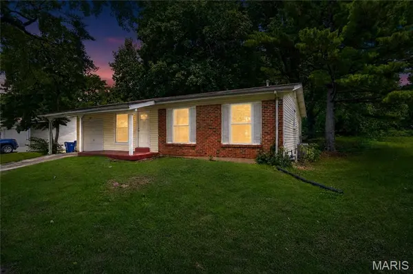 6315 Coventry DR, St Louis, MO 63033