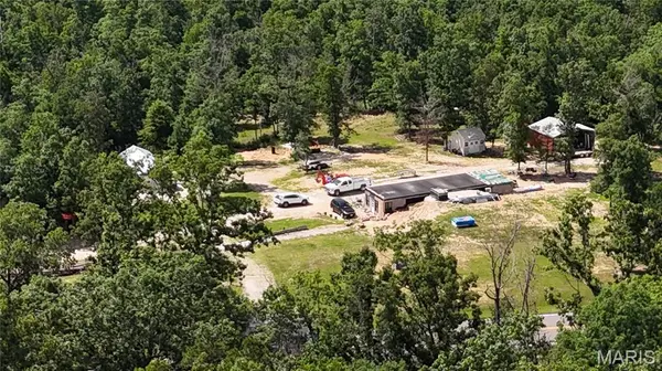 11721 Highway K, Jadwin, MO 65501