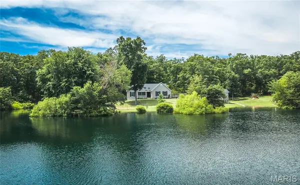 21212 Oak TRL, Warrenton, MO 63383