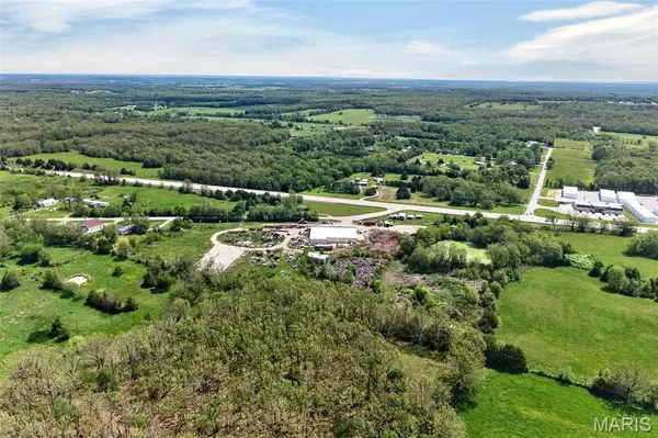 30841 Old Highway 5, Lebanon, MO 65536