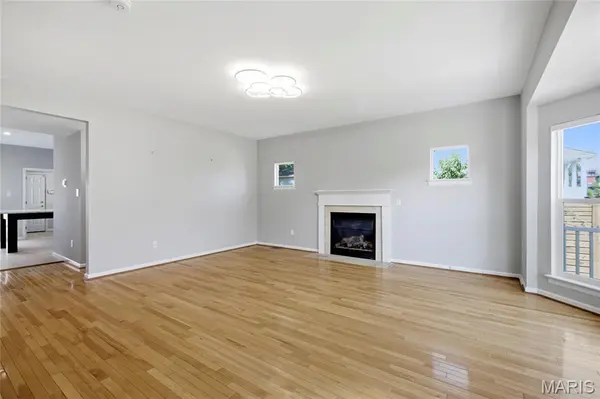 4222 Delmar BLVD, St Louis, MO 63108