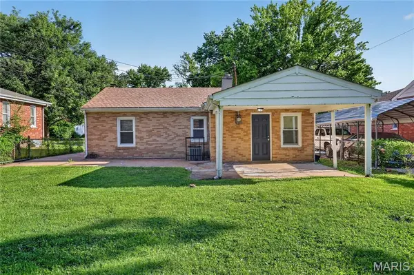 8934 Kathlyn DR, St Louis, MO 63134
