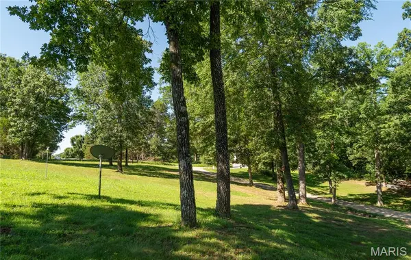 2227 Audubon RD, Poplar Bluff, MO 63901