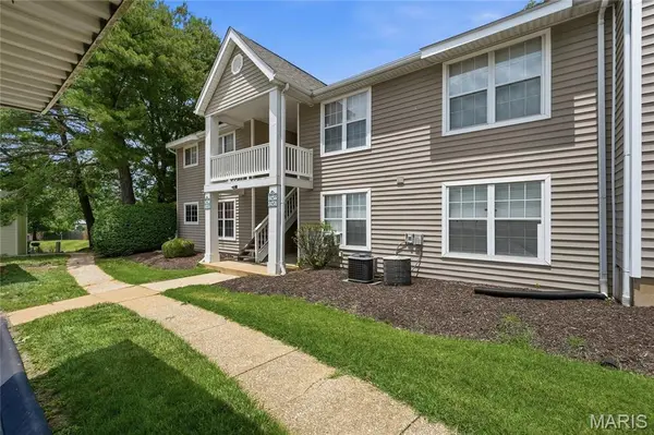 14255 Riverfront DR, Florissant, MO 63034