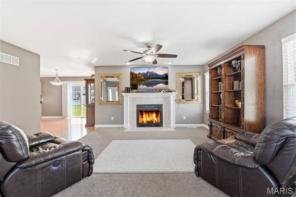 104 Angel Oak CT, Edwardsville, IL 62025