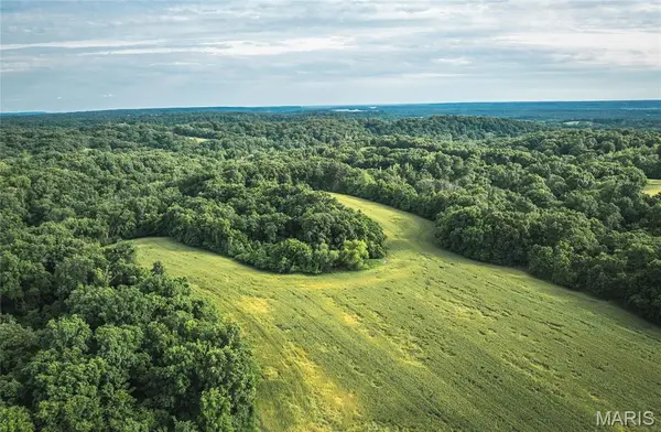 90 Jug Hollow RD, Hardin, IL 62047