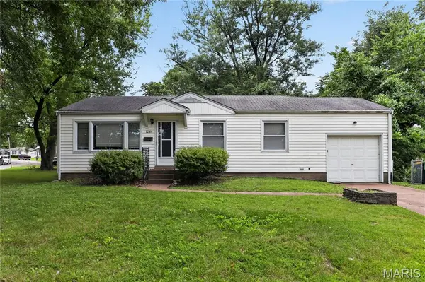 1216 Nectar DR, St Louis, MO 63137