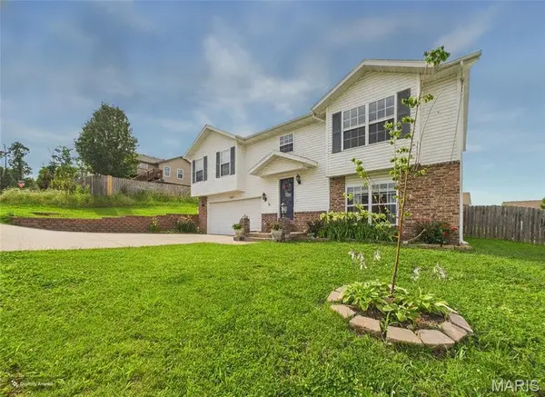 100 Mary Catherine, Waynesville, MO 65583
