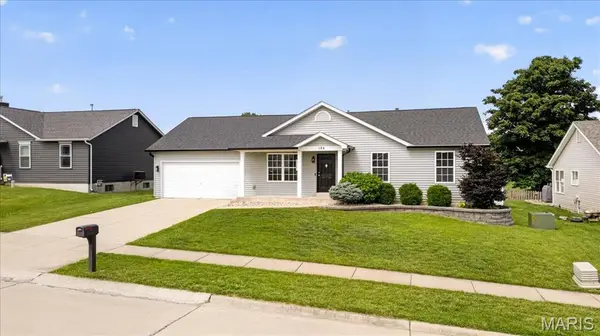 124 Brookshire Creek DR, Wentzville, MO 63385