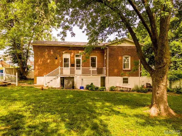 511 Jeffords ST, St Louis, MO 63125