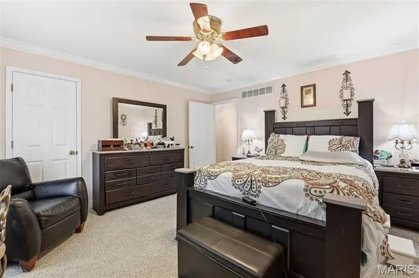 13178 Royal Pines DR #3, Maryland Heights, MO 63146