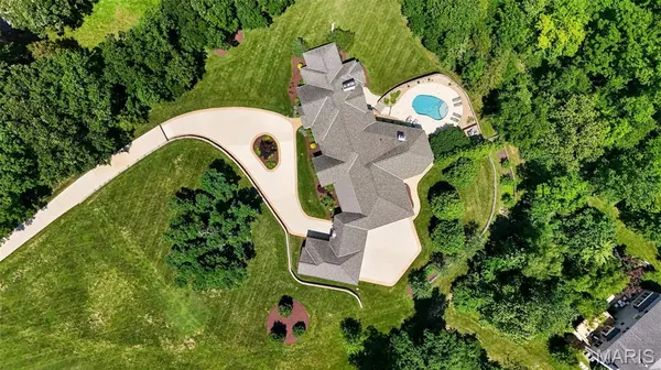 262 Dietrich RD, Ballwin, MO 63021