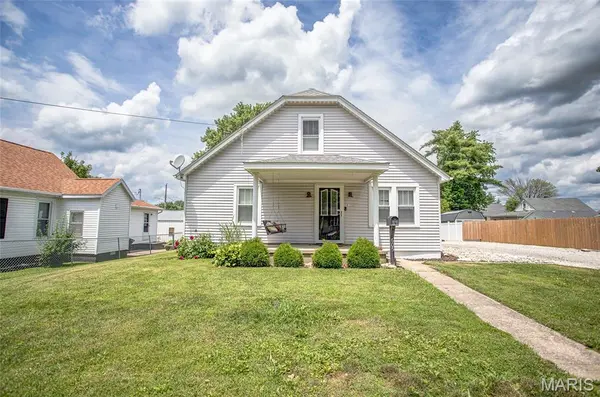 605 Slaten AVE, Jerseyville, IL 62052