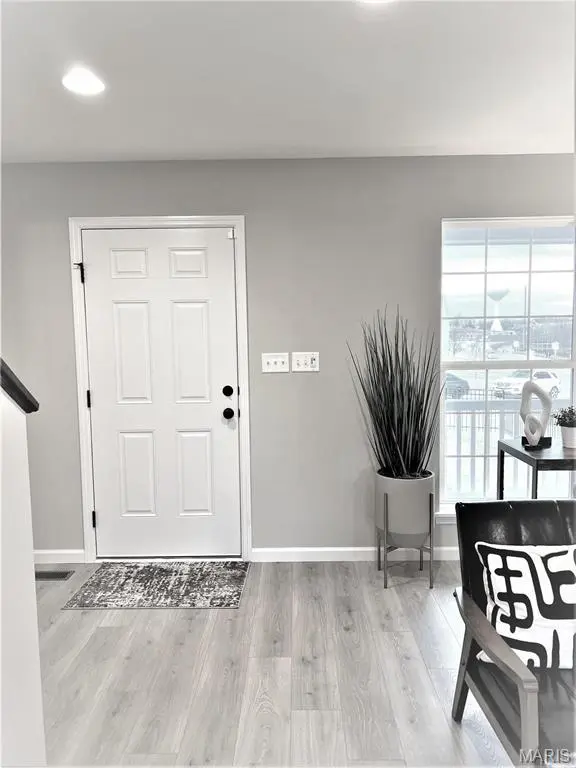 231 Burrograss DR, Wentzville, MO 63385