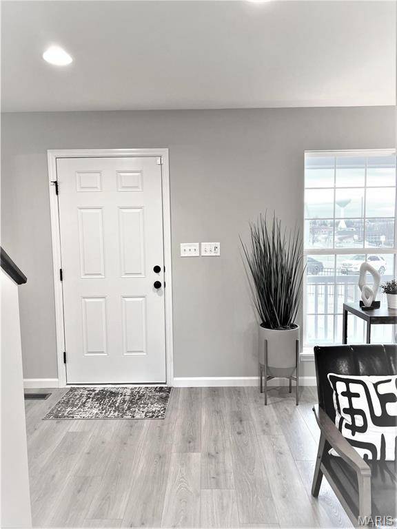 231 Burrograss DR, Wentzville, MO 63385