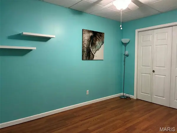 910 W Kennedy AVE, Bernie, MO 63822