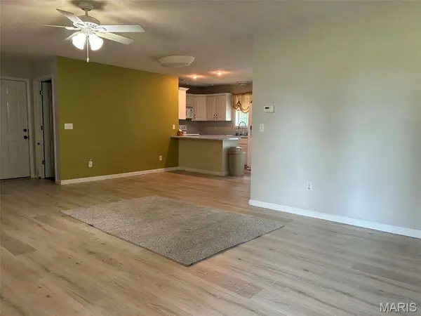 910 W Kennedy AVE, Bernie, MO 63822