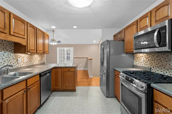 6450 Timber Lane DR, Mascoutah, IL 62258