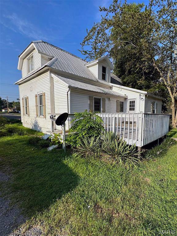 333 E Stoddard ST, Dexter, MO 63841