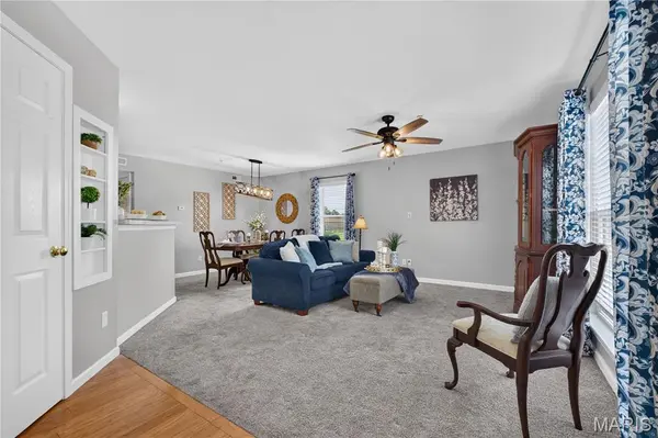 10 Homefield Gardens DR #17N, O'fallon, MO 63366