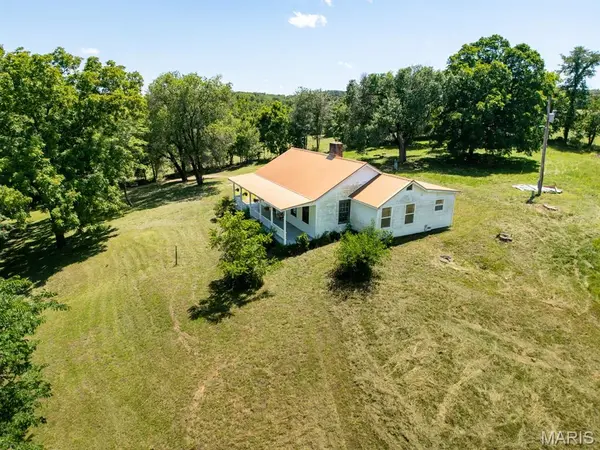 68 Dillard Mill RD, Davisville, MO 65456