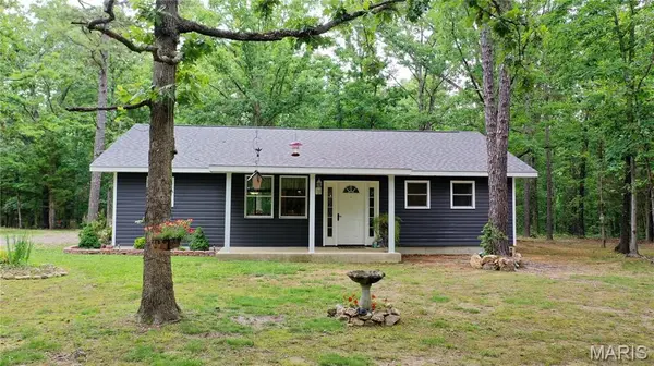 22711 Center Valley RD, Hartshorn, MO 65479