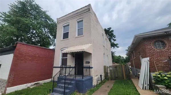 2202 Osage ST, St Louis, MO 63118