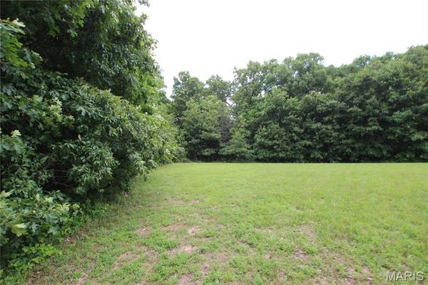 8B Donegal, Warrenton, MO 63383