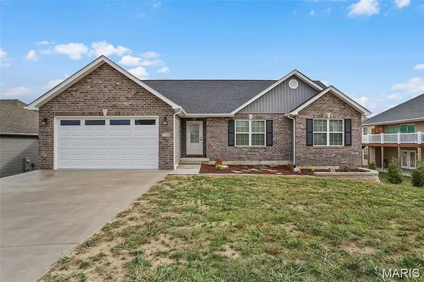 2798 Moon Crest CT, Washington, MO 63090