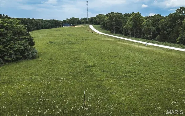 5256 Hobby Farms Rd, De Soto, MO 63020