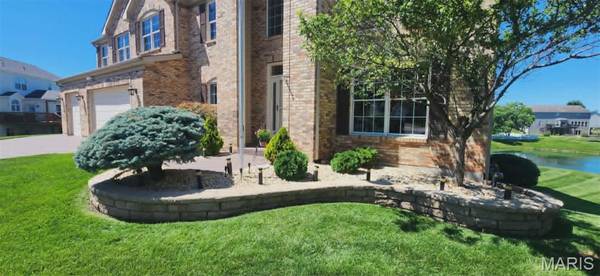 535 Garrick PL, Dardenne Prairie, MO 63368