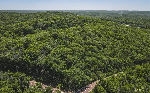3000 Byrnes Mill RD, Eureka, MO 63025