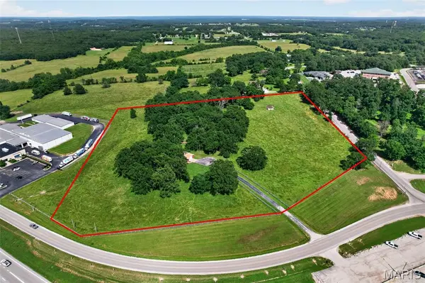 122 MM HWY, Lebanon, MO 65536