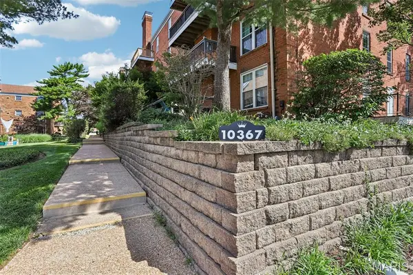 10367 Oxford Hill DR #27, St Louis, MO 63146