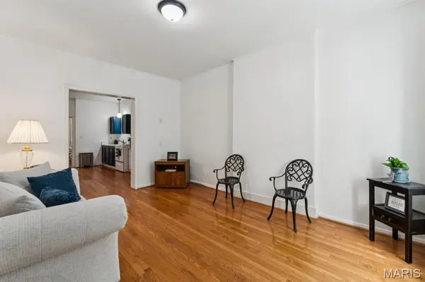 4265 Botanical AVE, St Louis, MO 63110