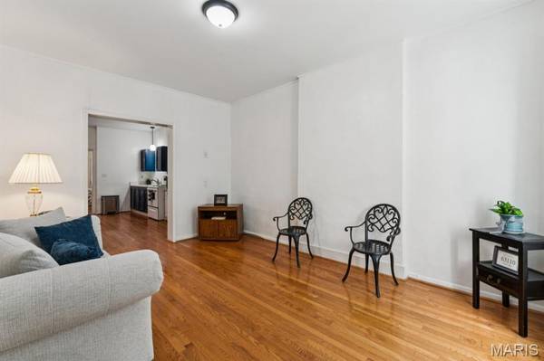 4265 Botanical AVE, St Louis, MO 63110