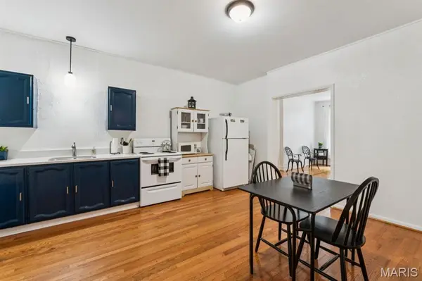 4265 Botanical AVE, St Louis, MO 63110