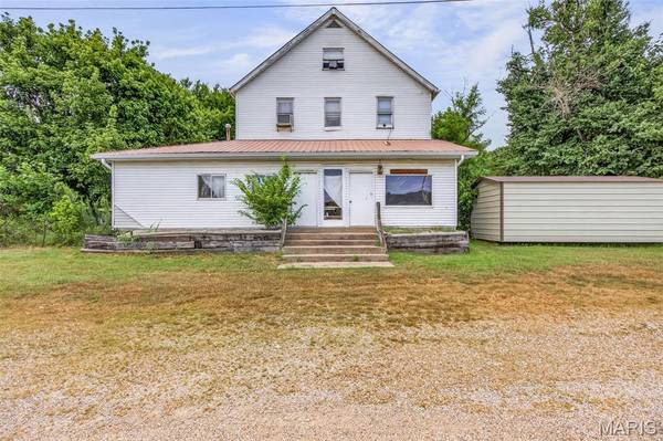 8985 Old Lemay Ferry RD, Hillsboro, MO 63050